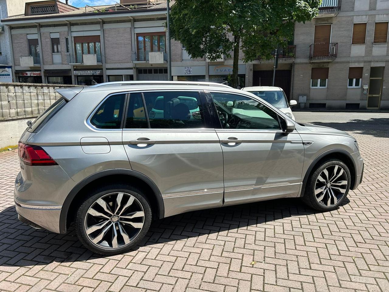 Volkswagen Tiguan R Line 2.0 TDI