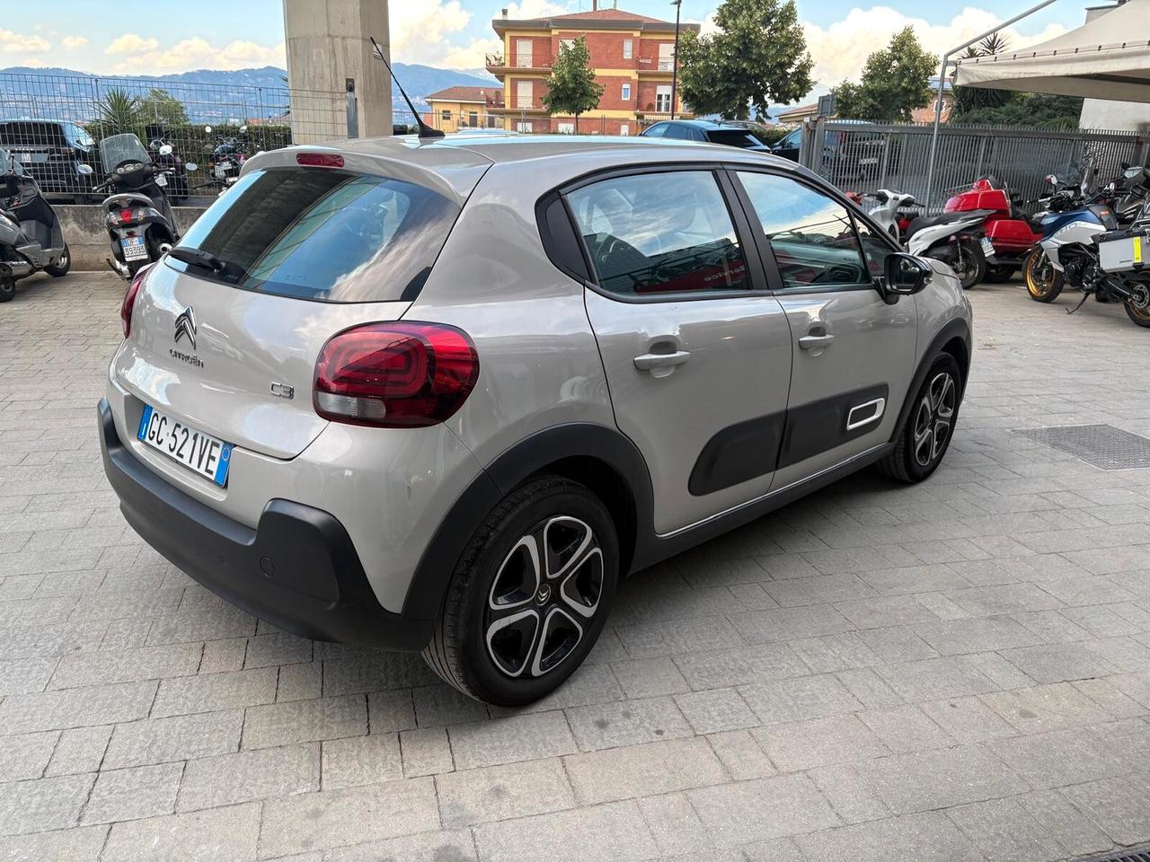 Citroen C3 PureTech 83 S&S Shine