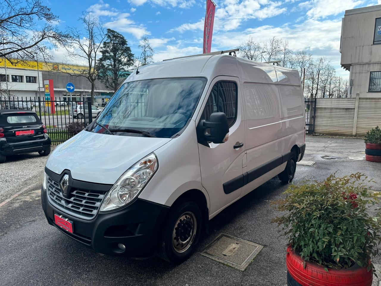 Renault Master 2.3 DCI 131CV L2H2