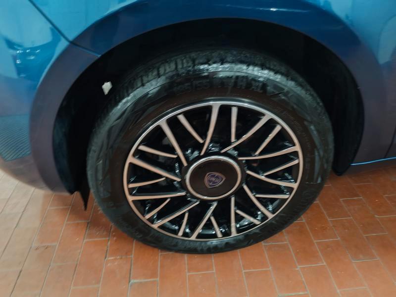 Lancia Ypsilon 1.0 hybrid Gold Plus s&s 5pT TELEC. CARPLAY