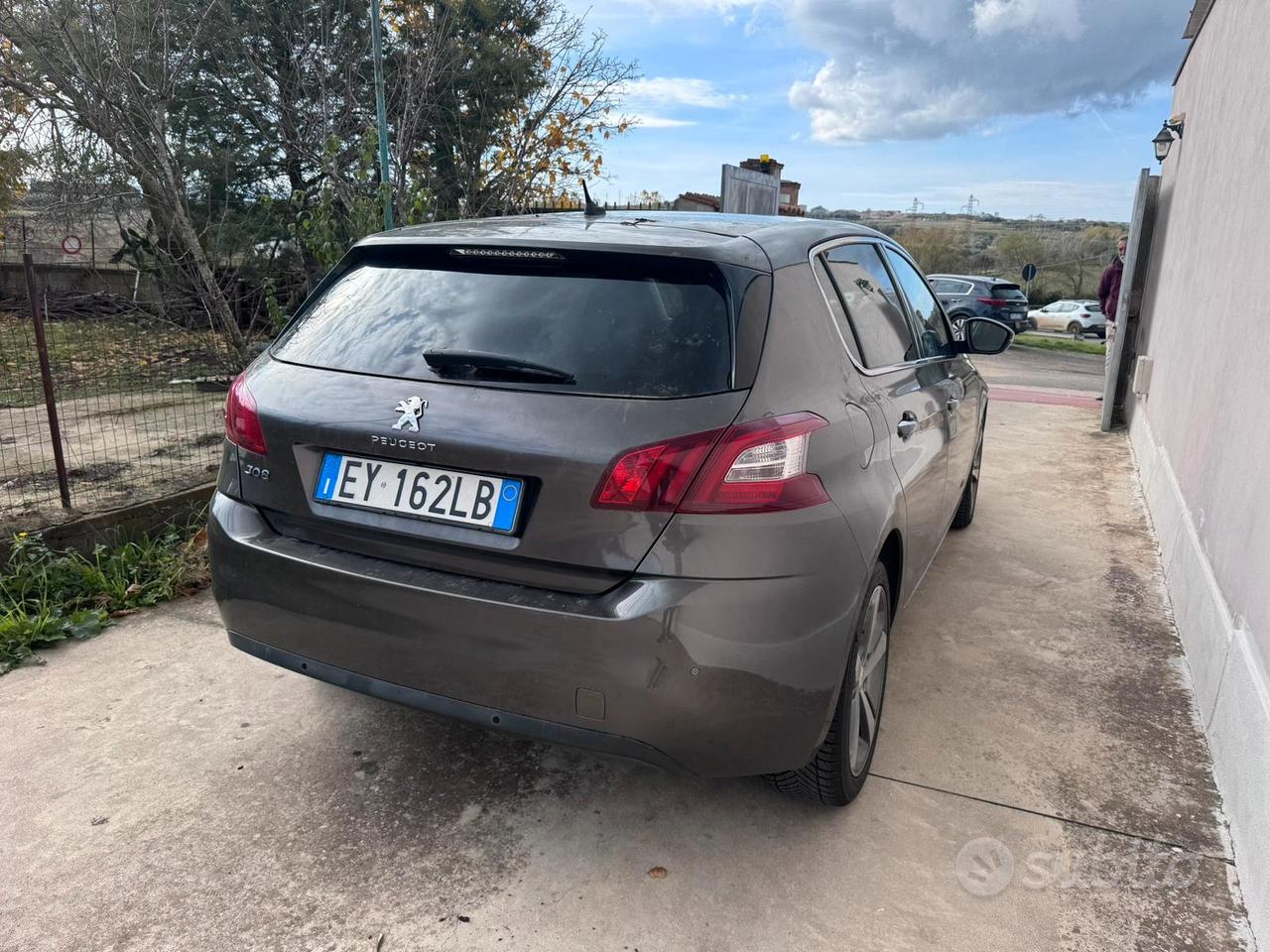 Peugeot 308