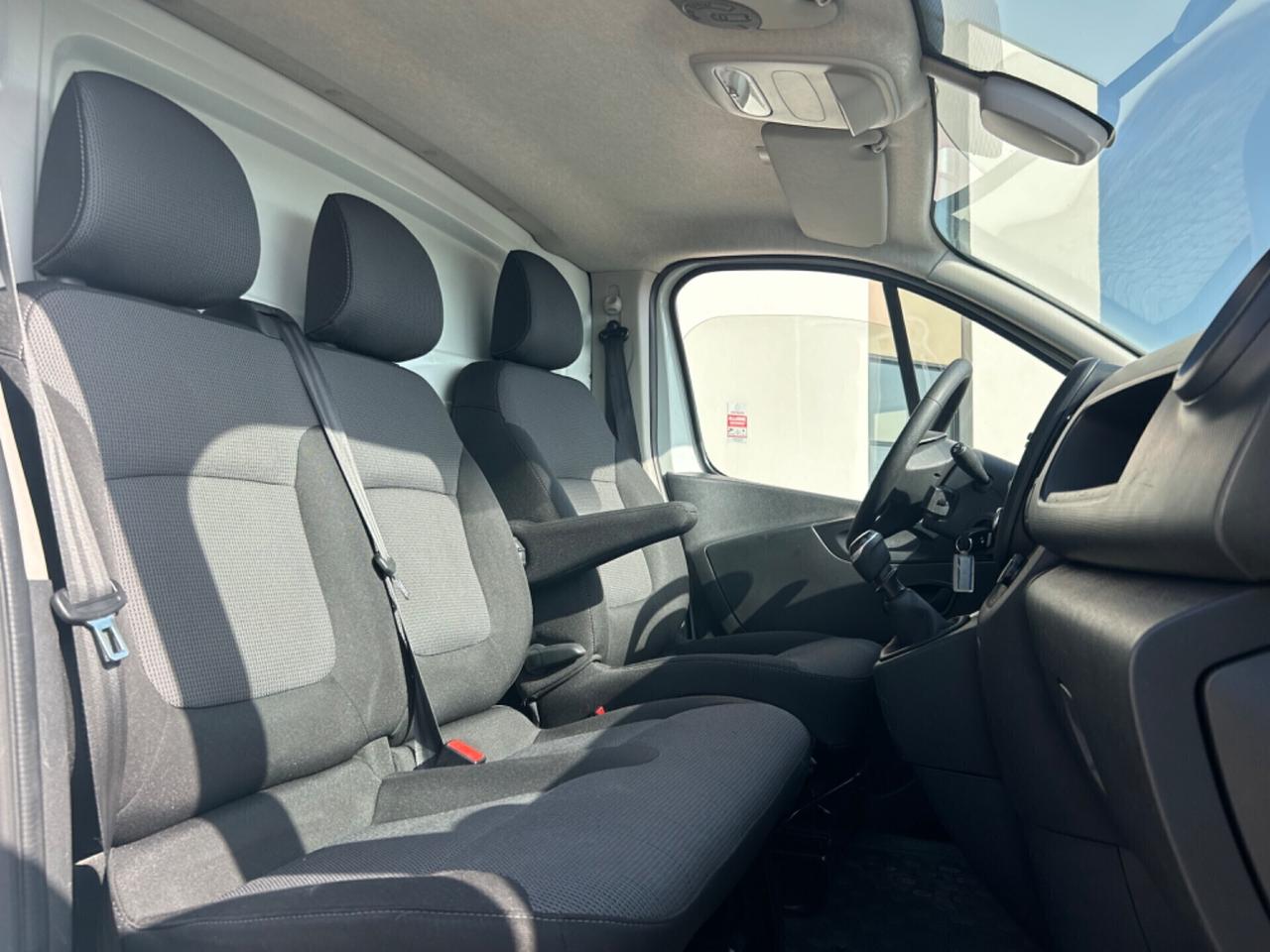 Renault Trafic 2.0 dCi 120CV |IVA ESPOSTA