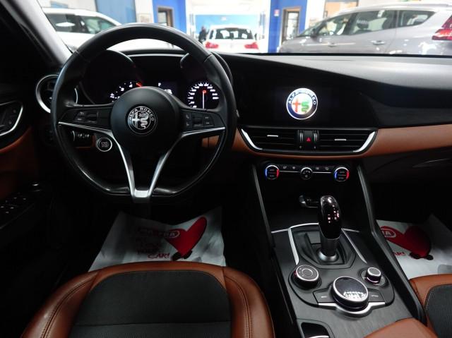 Alfa Romeo Giulia 2.2 MJT 150 CV AT8 SUPER