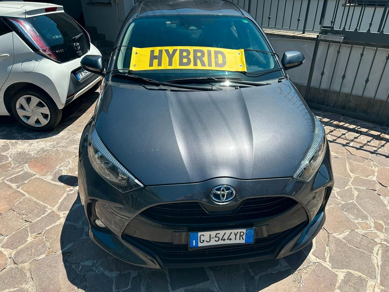 Toyota Yaris 1.5 Hybrid 5 porte Business