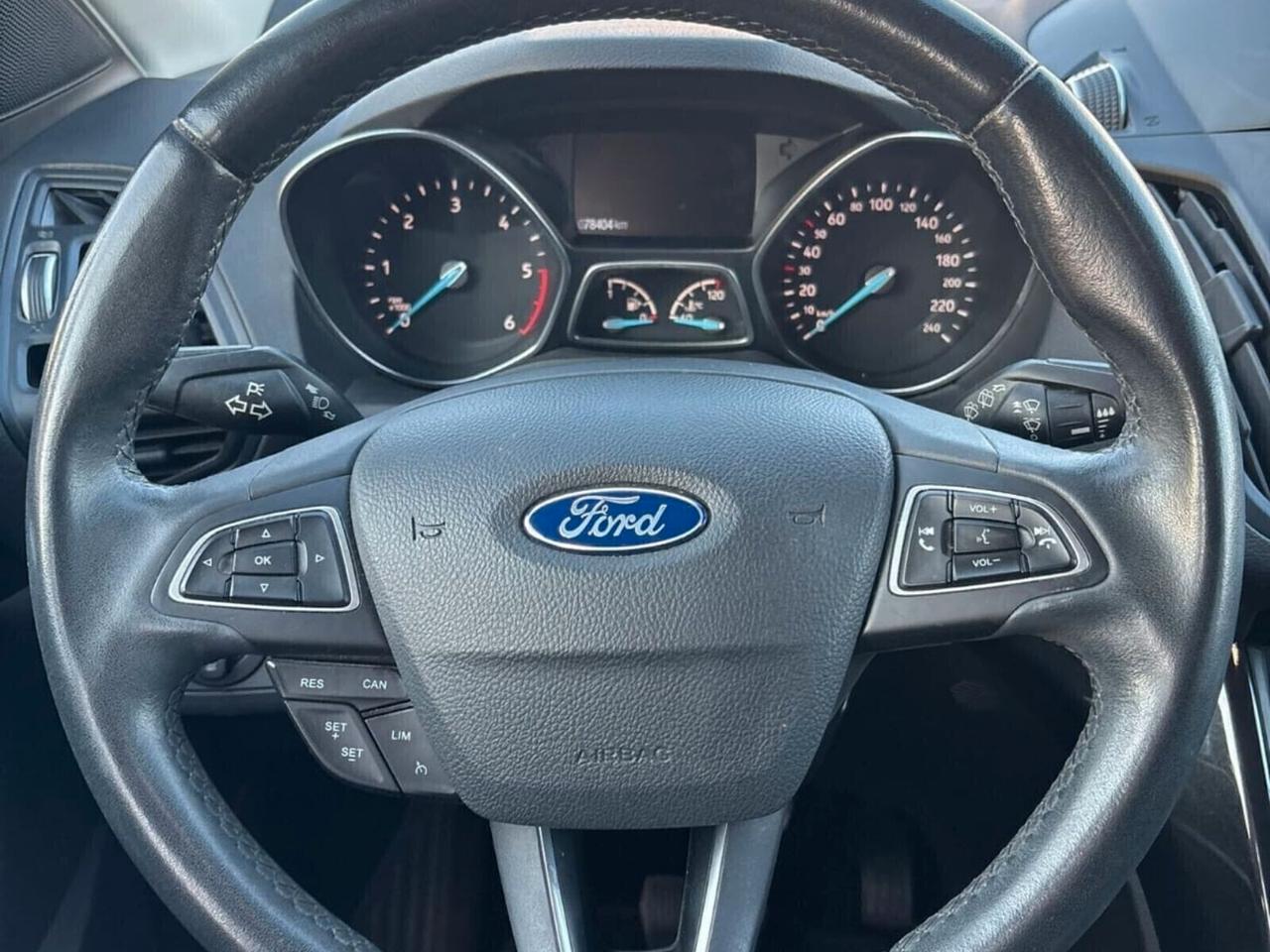 Ford Kuga 2.0 TDCI 150 CV S&S 4WD Powershift Business