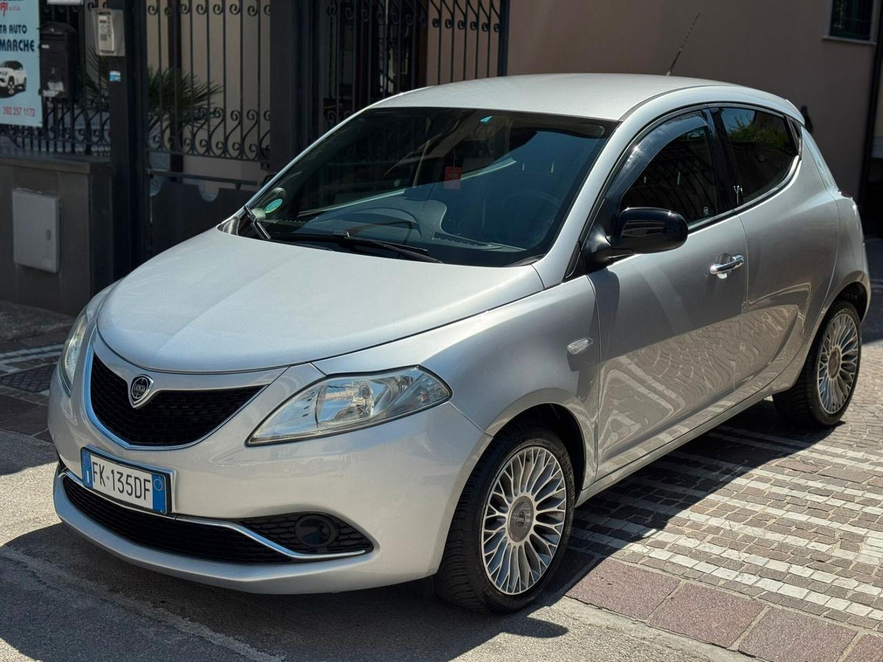 Lancia Ypsilon 1.3 MJT 95 CV Platinum