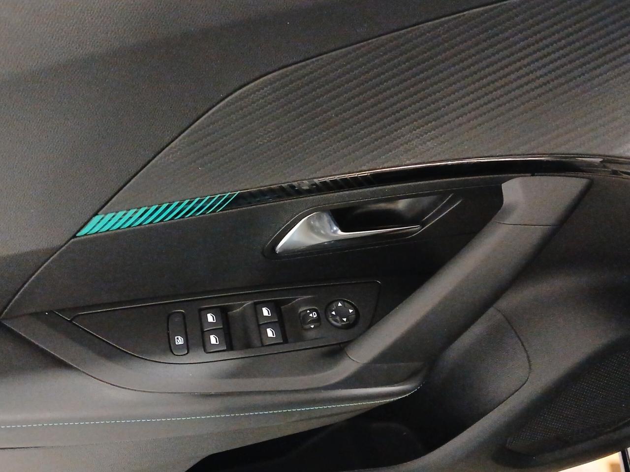 Peugeot 2008 BlueHDi 130CV S&S EAT8 Allure Pack