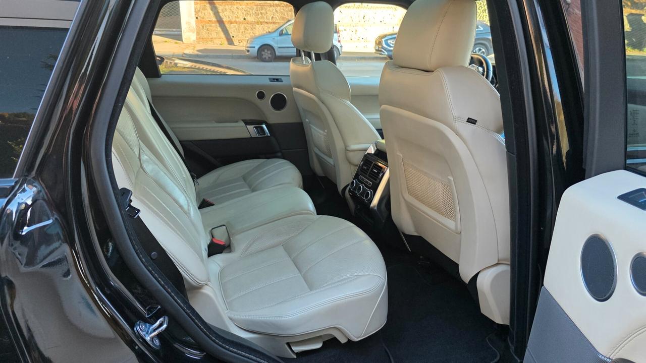 Land Rover Range Sport 3.0 TDV6 HSE Dynamic Auto