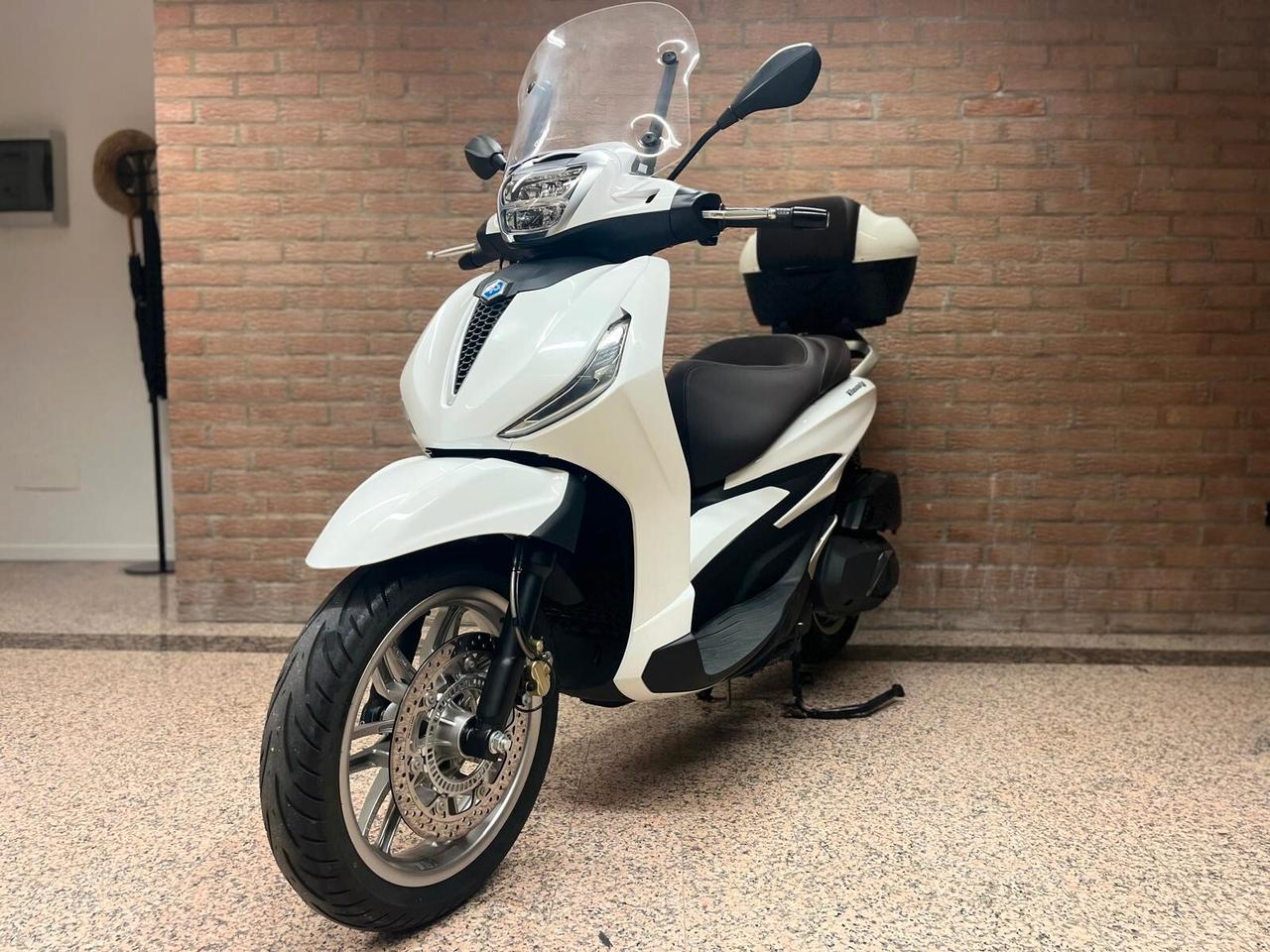 Piaggio Beverly 400 HPE