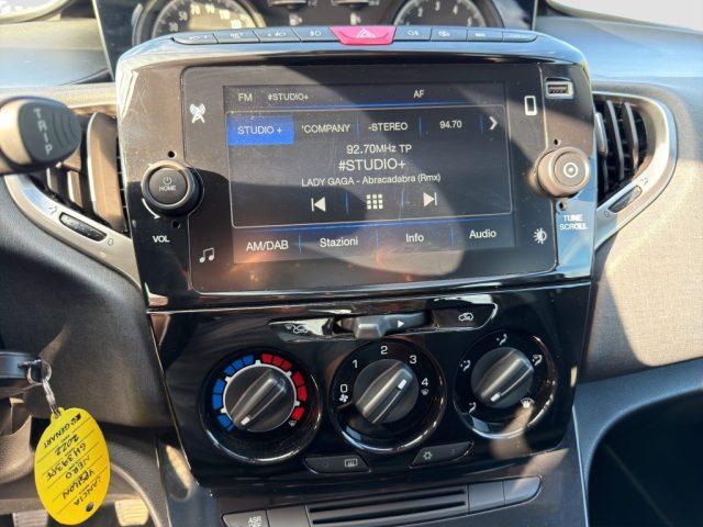 LANCIA Ypsilon Ypsilon 1.0 FireFly 5 porte S&S Hybrid Silver