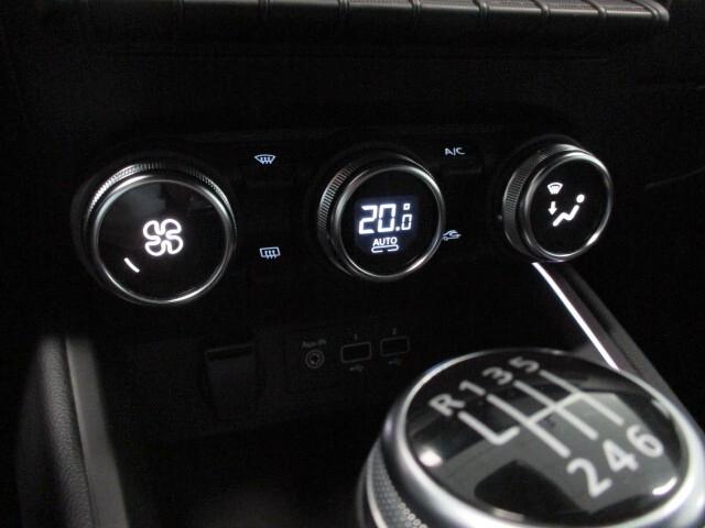 Renault Clio TCe 90 CV 5 porte Intens