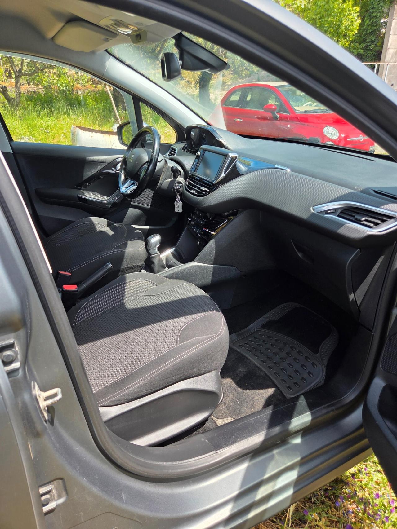 Peugeot 208 BlueHDi 75 3 porte Allure