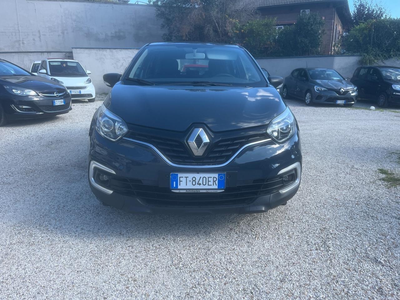 Renault Captur dCi 8V 90 CV EDC Sport Edition2