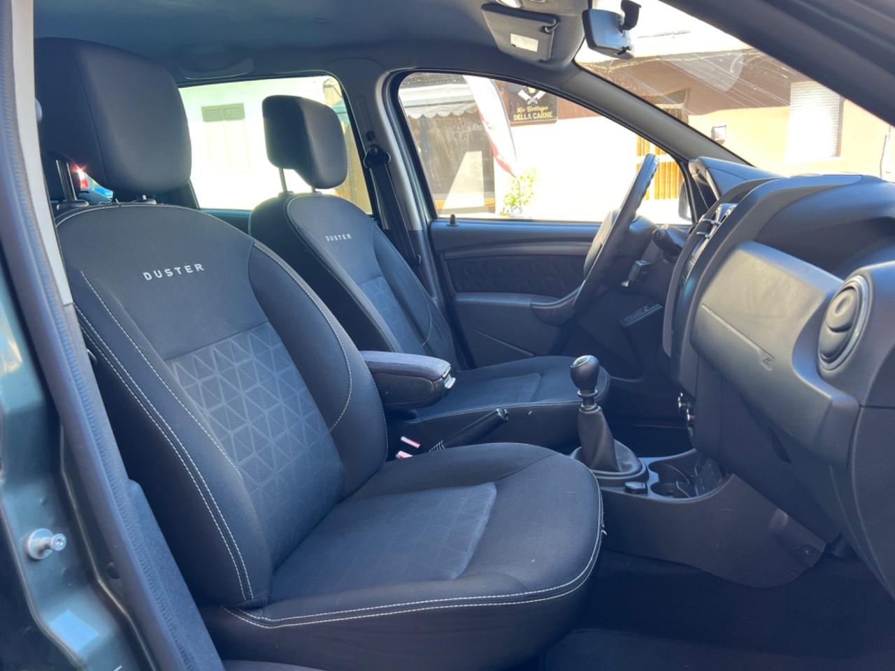 Dacia Duster 1.5 dCi 110CV 4x2 GANCIO TRAINO