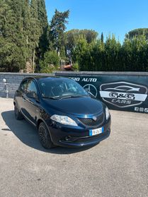 Lancia Ypsilon 1.2 69 CV 5 porte Platinum