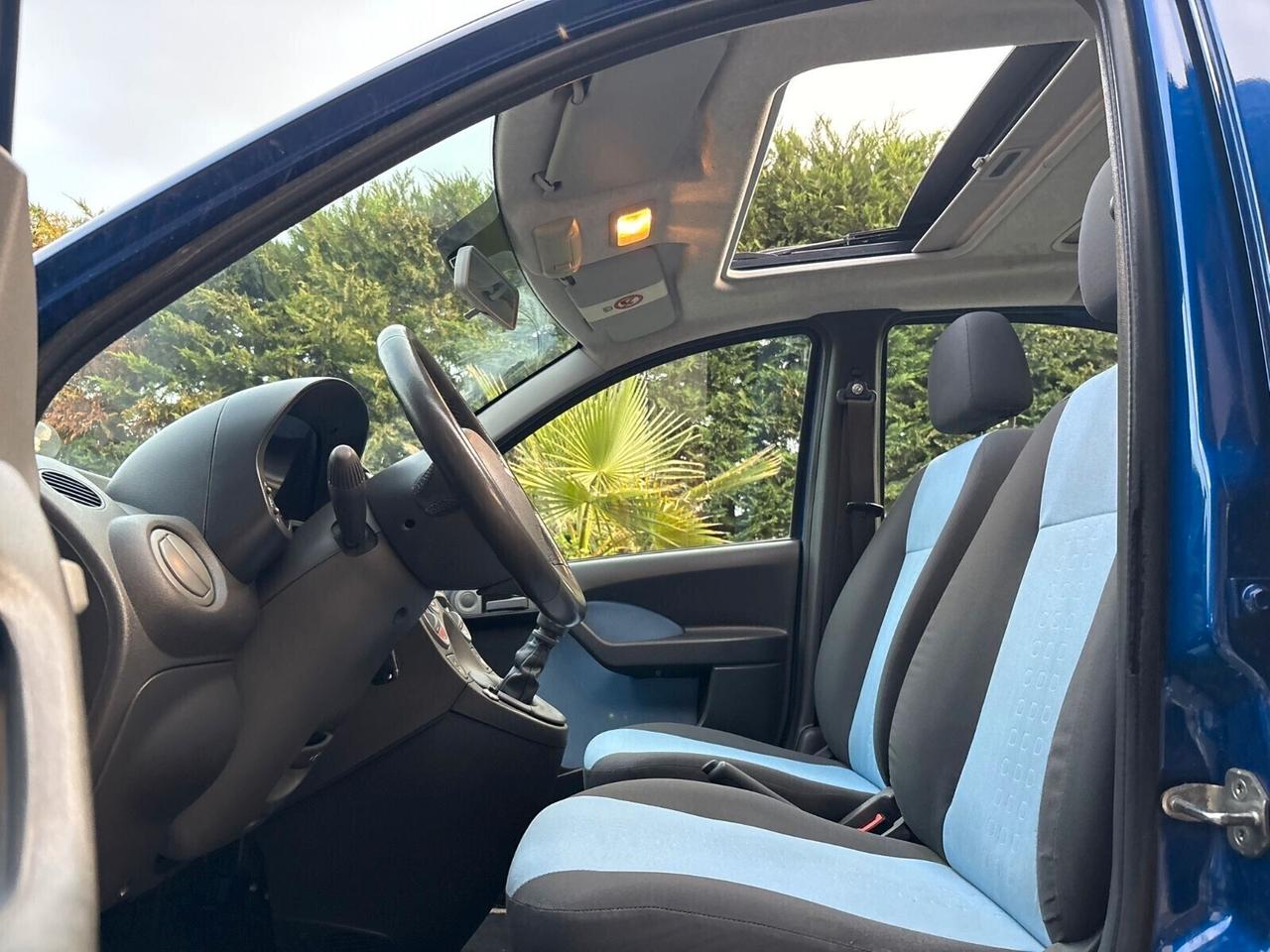 Fiat Panda 1.2 TETTO PANORMAICO GANCIO DI TRAINO