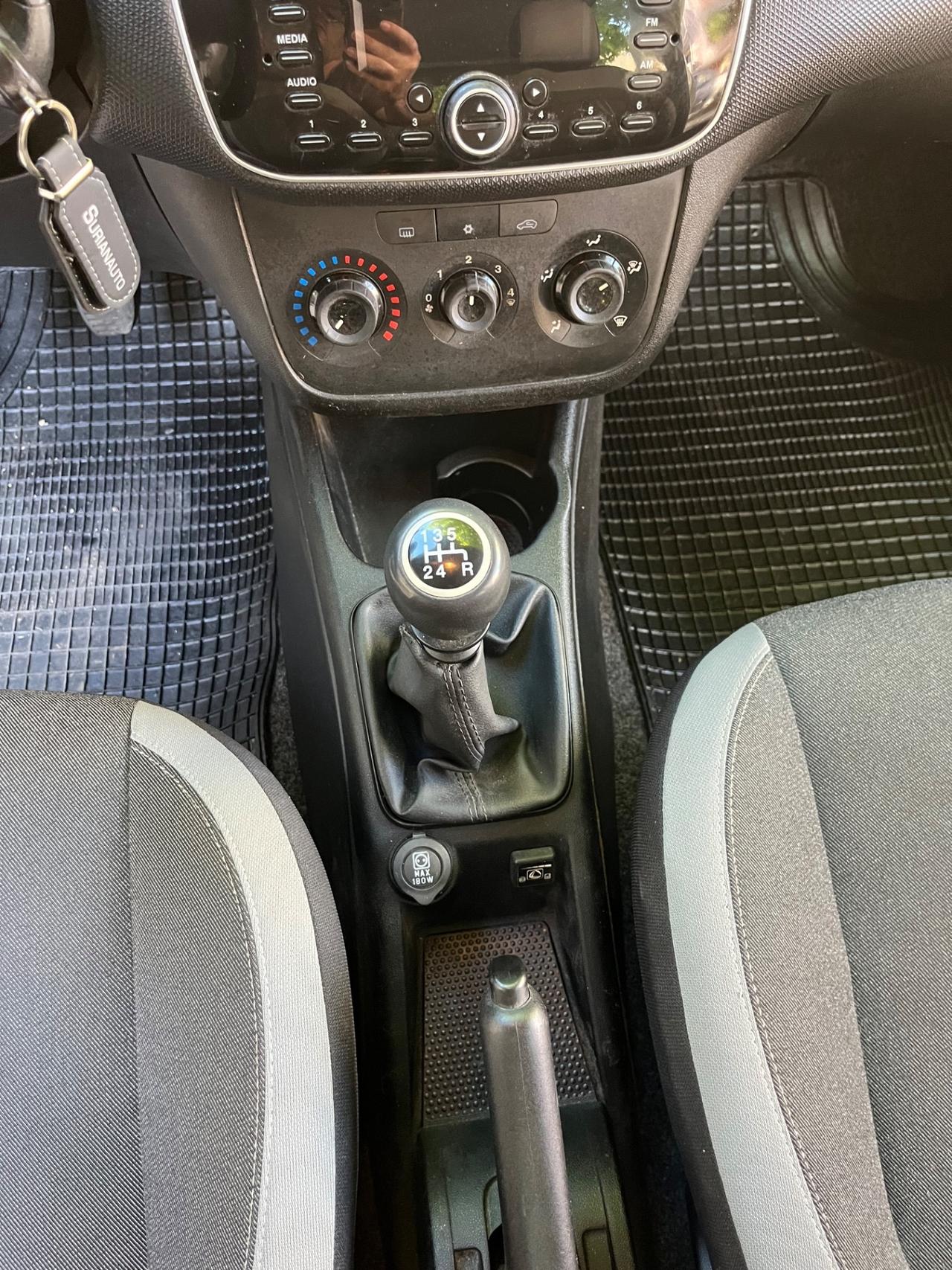 Fiat Punto 1.2 8V 5 porte Street