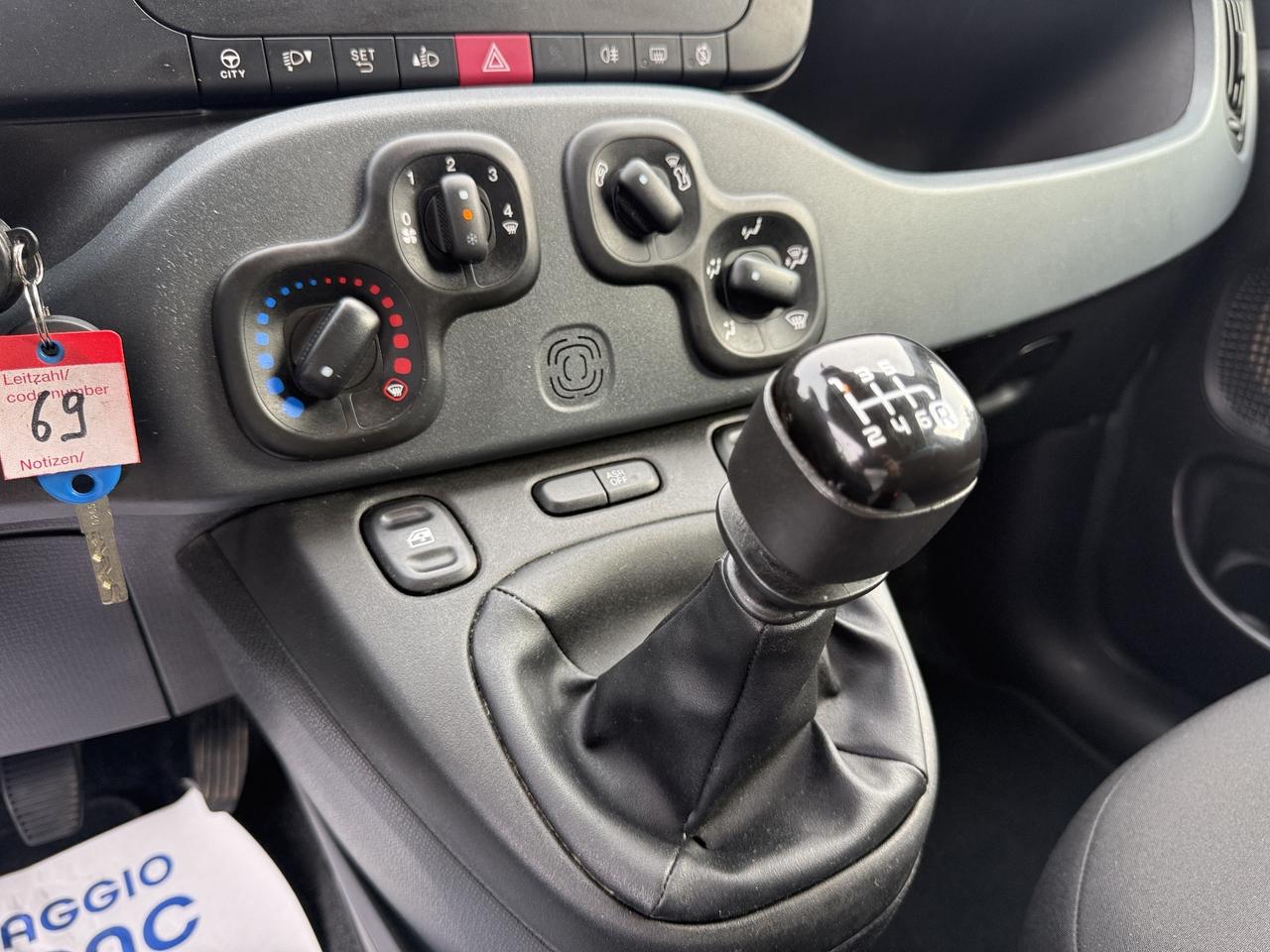 Fiat Panda 1.0 FireFly S&S Hybrid ok neopatentati