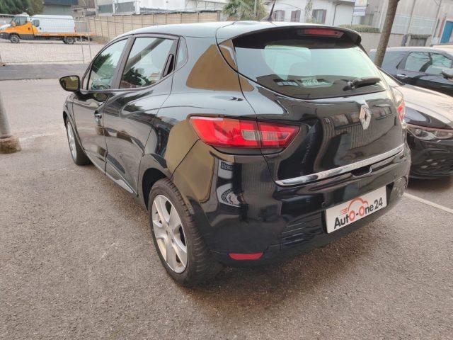RENAULT Clio 1.2 75CV 5 porte Live NEOPATENTATI