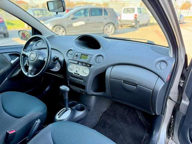 Toyota Yaris 3p 1.3 Sol auto