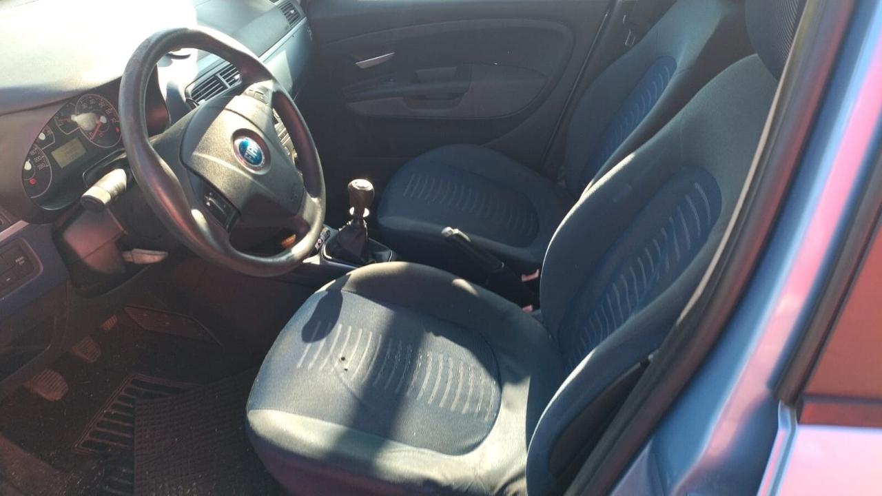 Fiat Grande Punto 1.3 MJT 75 CV 5P Autocarro