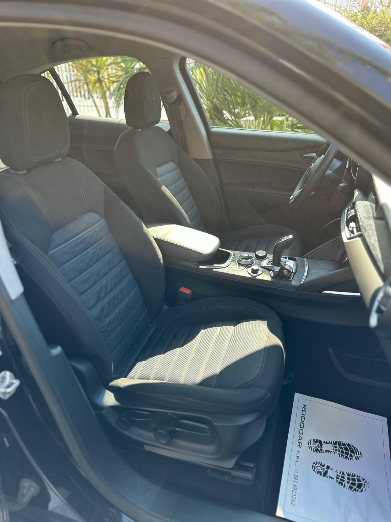 Alfa Romeo Stelvio 2.2 Turbodiesel 190 CV AT8 RWD Executive