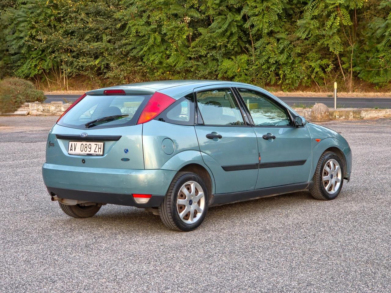 Ford Focus 1.6i 16V cat 5p. Ghia 2002-E2 Manuale NEO