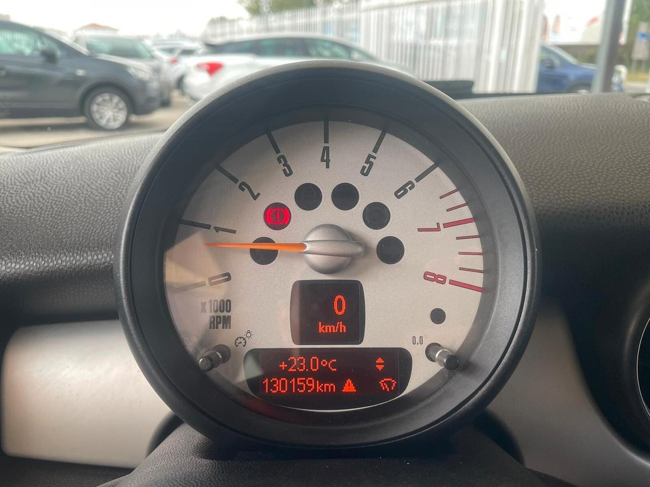 Mini 1.6 16V One (55kW)