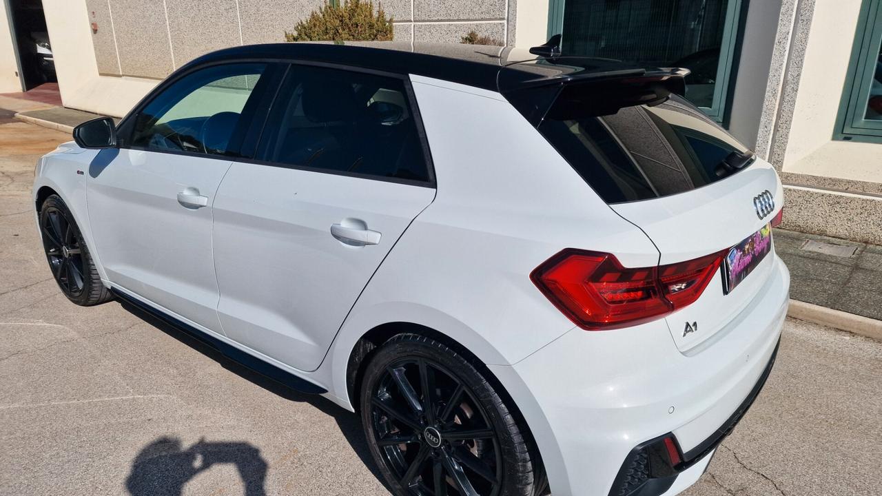 Audi A1 1.0 TFSI S-TRONIC S-LINE 116CV