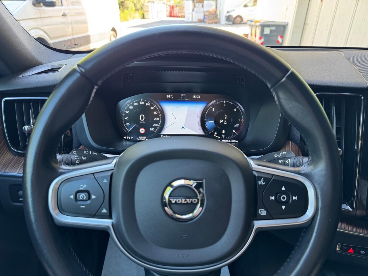 Volvo XC 60 2.0 b4 MomPro AWD Auto GARANZIA 24 MESI
