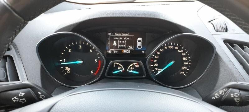 Ford Kuga 2.0 TDCI 120 CV S&S 2WD Powershift Business