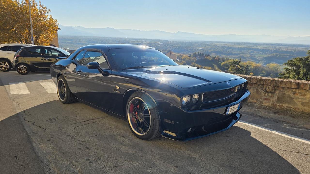 Dodge Challenger SRT-8 2009