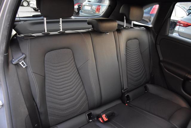 MERCEDES-BENZ B 180 d Business Extra *Navigatore*
