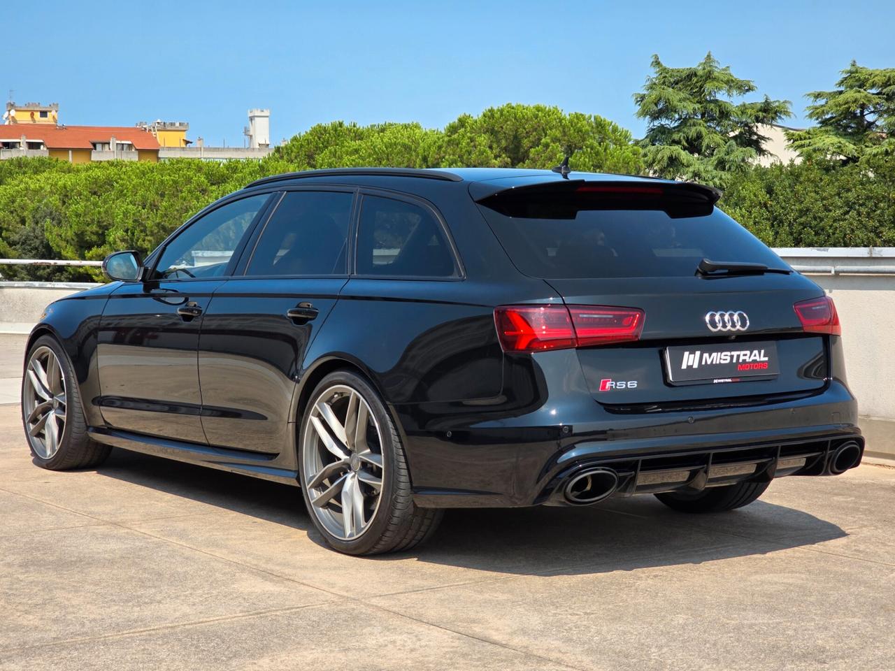 Audi A6 RS6 Avant 4.0 TFSI quattro performance Dynamic Plus