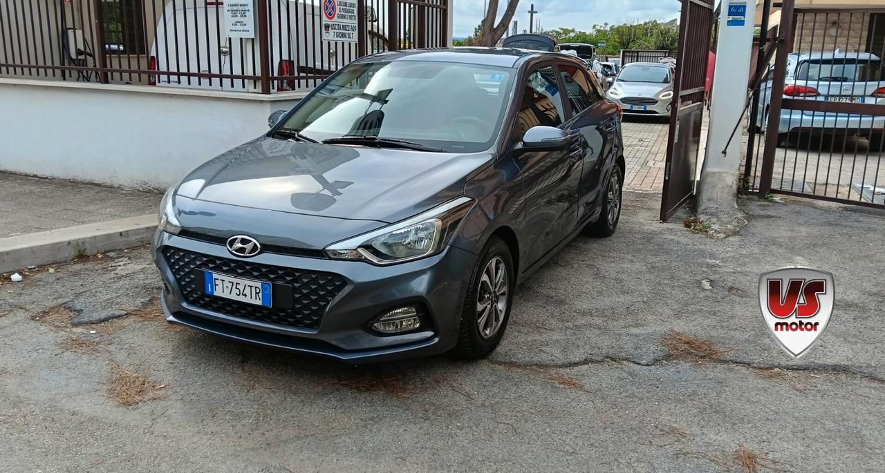 HYUNDAI I20 1200 BENZ -PREZZO PROMO!
