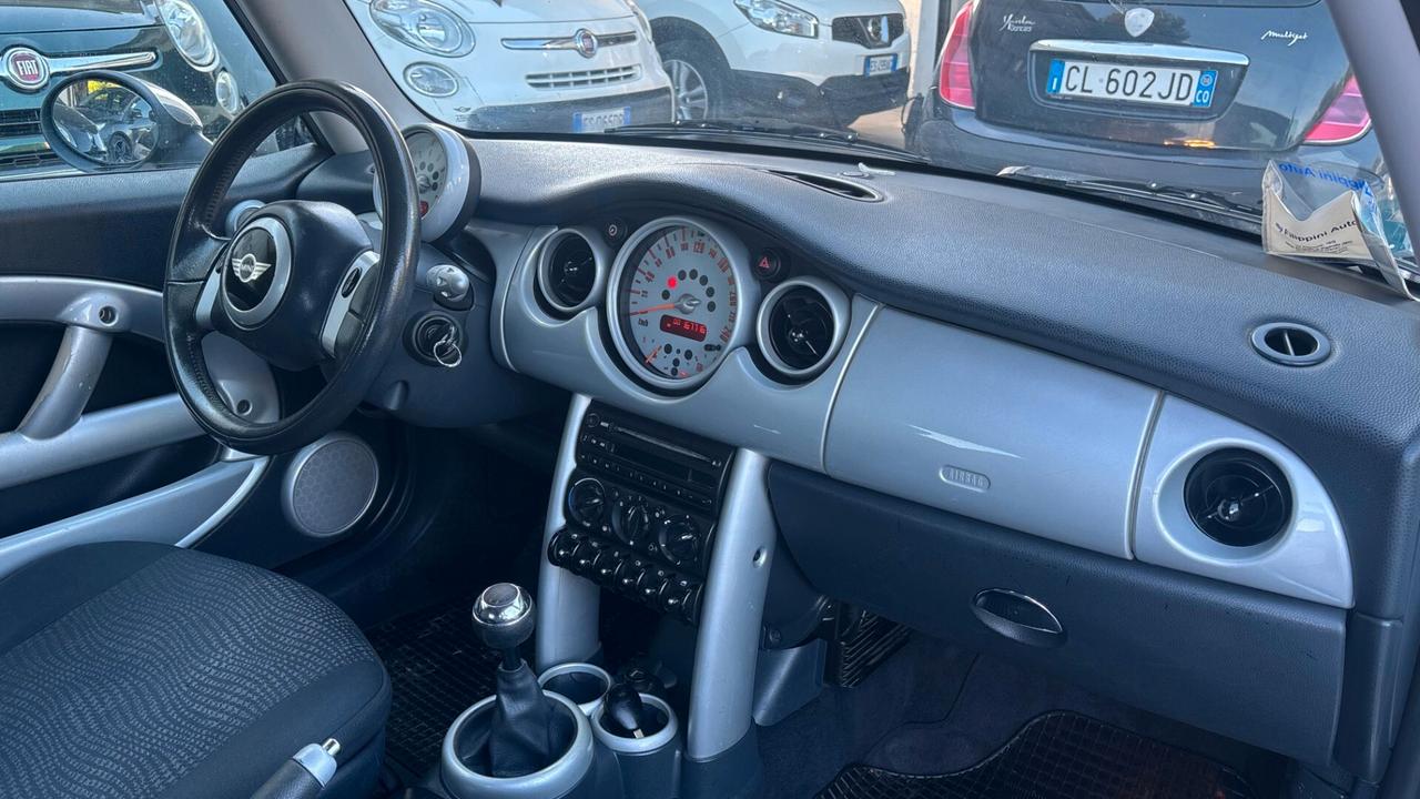 Mini 1.6 16V One