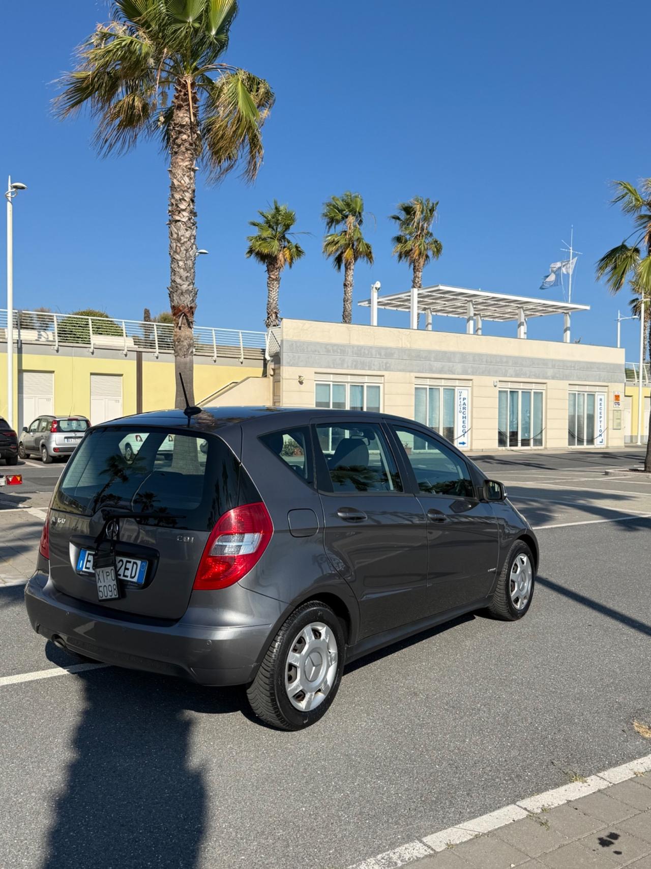 Mercedes-benz A 160 CDI BlueEFFICIENCY