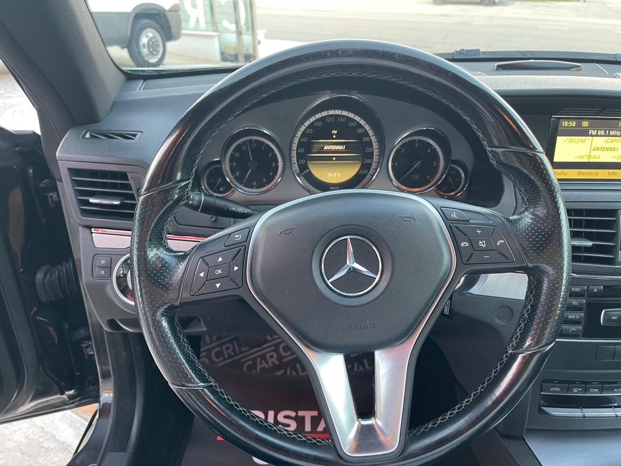 Mercedes-benz E 220 CDI Coupé BlueEFFICIENCY Avantgarde
