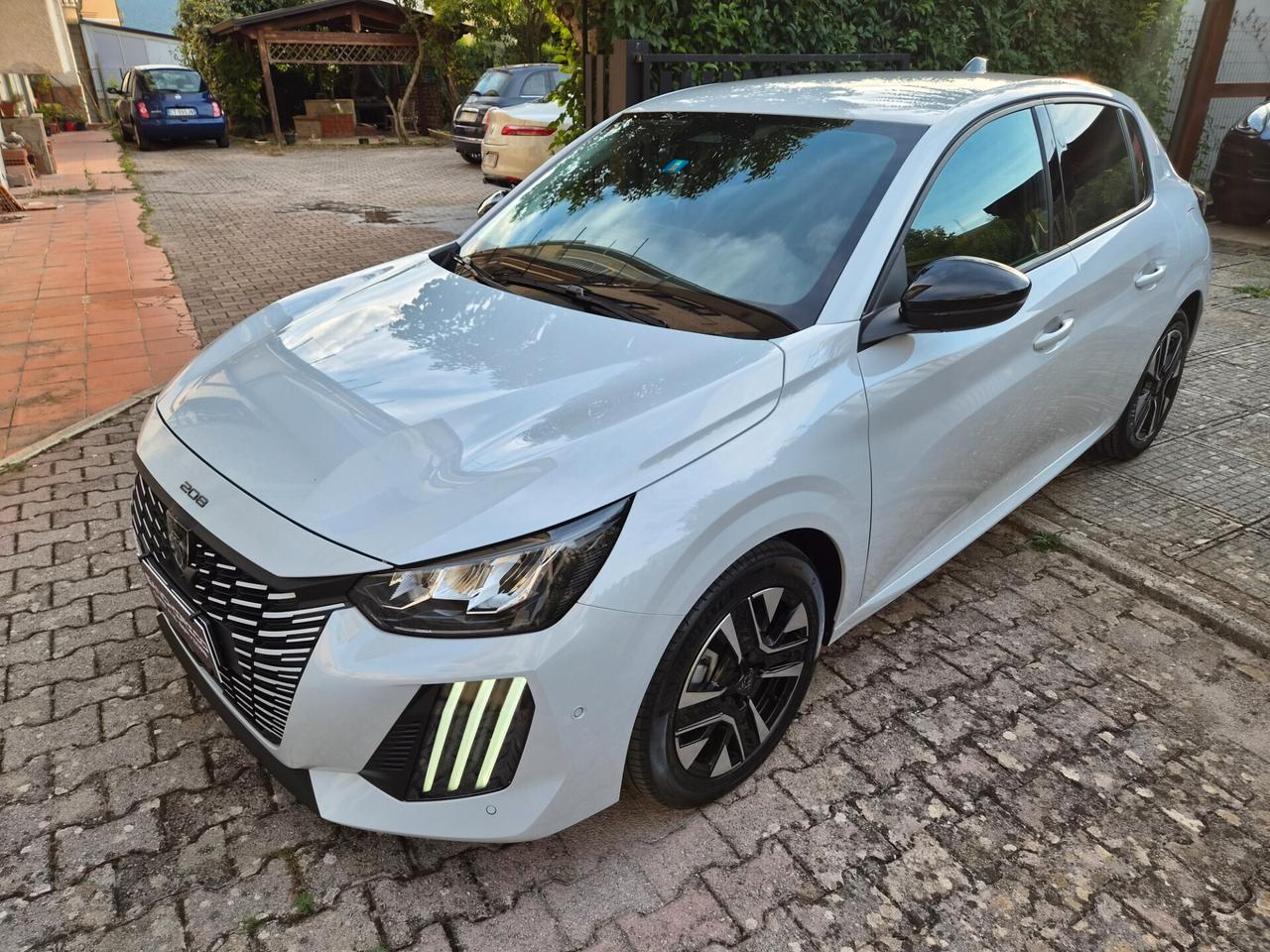 Peugeot 208 1.2 PURETECH ALLURE FULL OPTIONAL