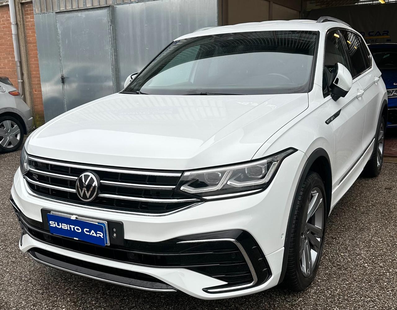 Volkswagen Tiguan Allspace 2.0 TDI SCR DSG 4MOTION R-Line 7 posti