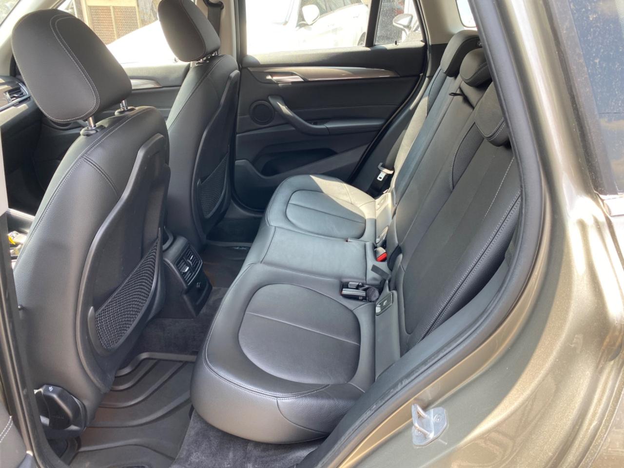 Bmw X1 sDrive18d xLine