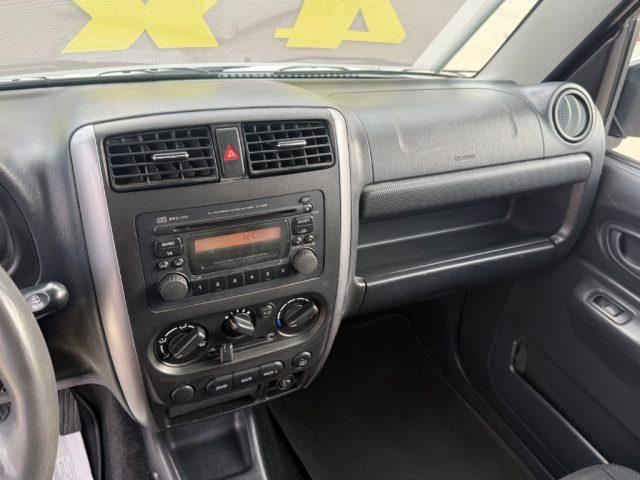 SUZUKI Jimny 1.5 DDiS 4WD GANCIO TRAINO
