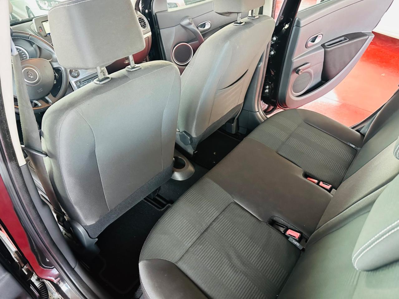 Renault Clio 1.2 16V 5 porte Dynamique