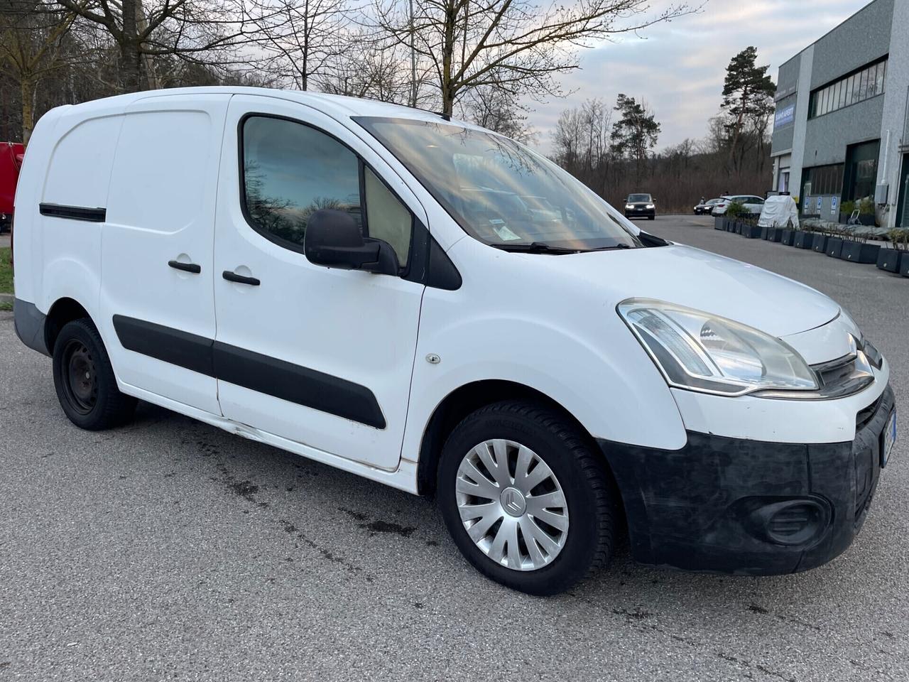Citroen Berlingo 1.6 e-HDi 90CV FAP*Neopatentati*3 posti*