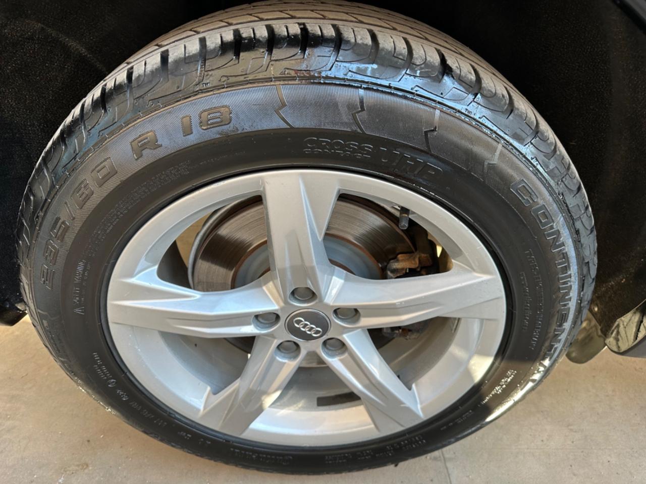 Audi Q5 2.0 TDI quattro S tronic Business Sport