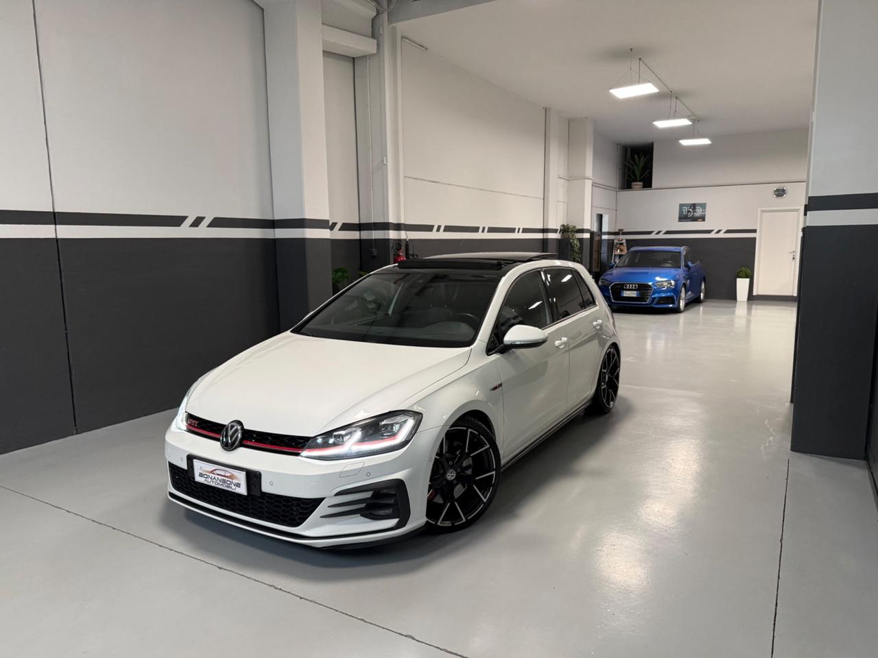 Volkswagen Golf GTI Performance Full Tetto Pelle