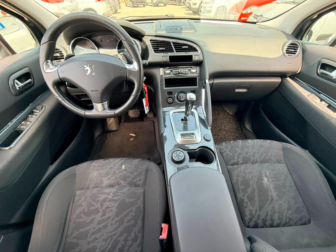 Peugeot 3008 1.6 e-HDi 115CV cambio robotizzato S.&S. Business