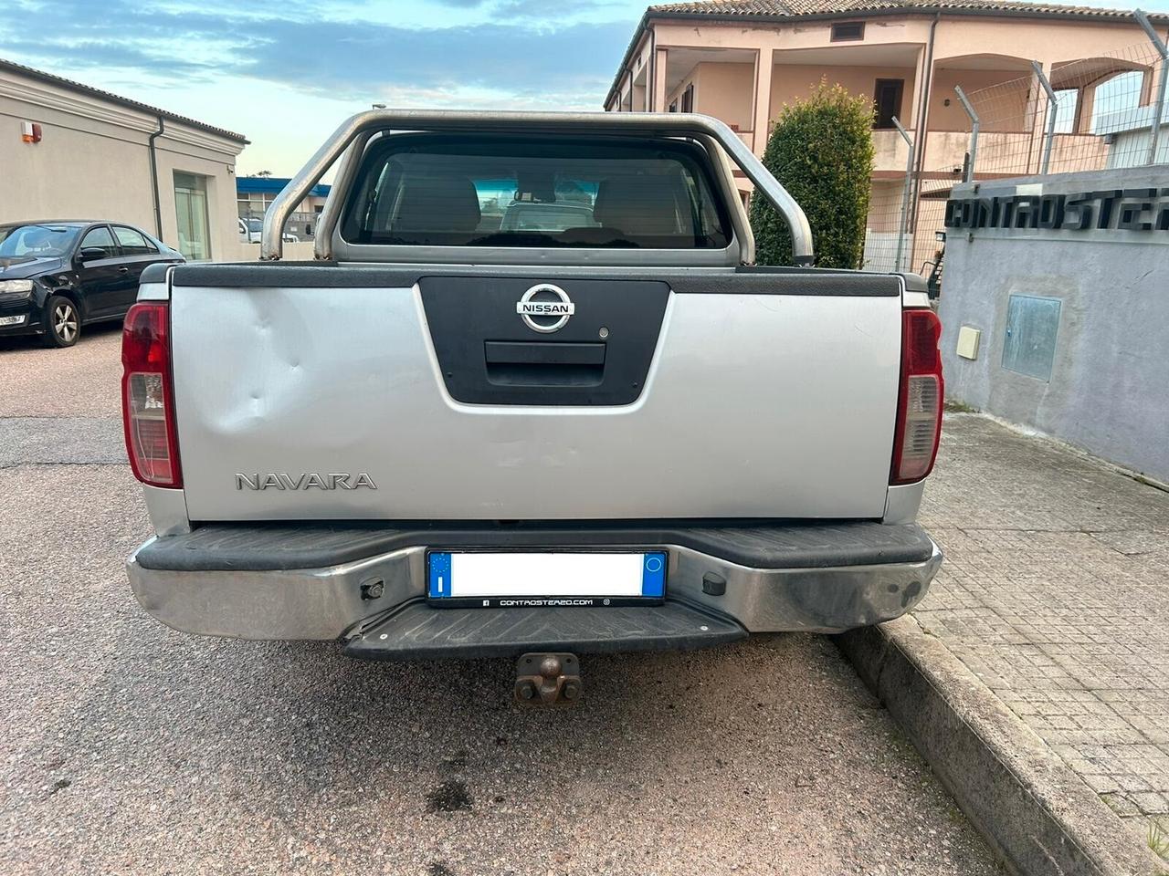 NISSAN NAVARA PERMUTA