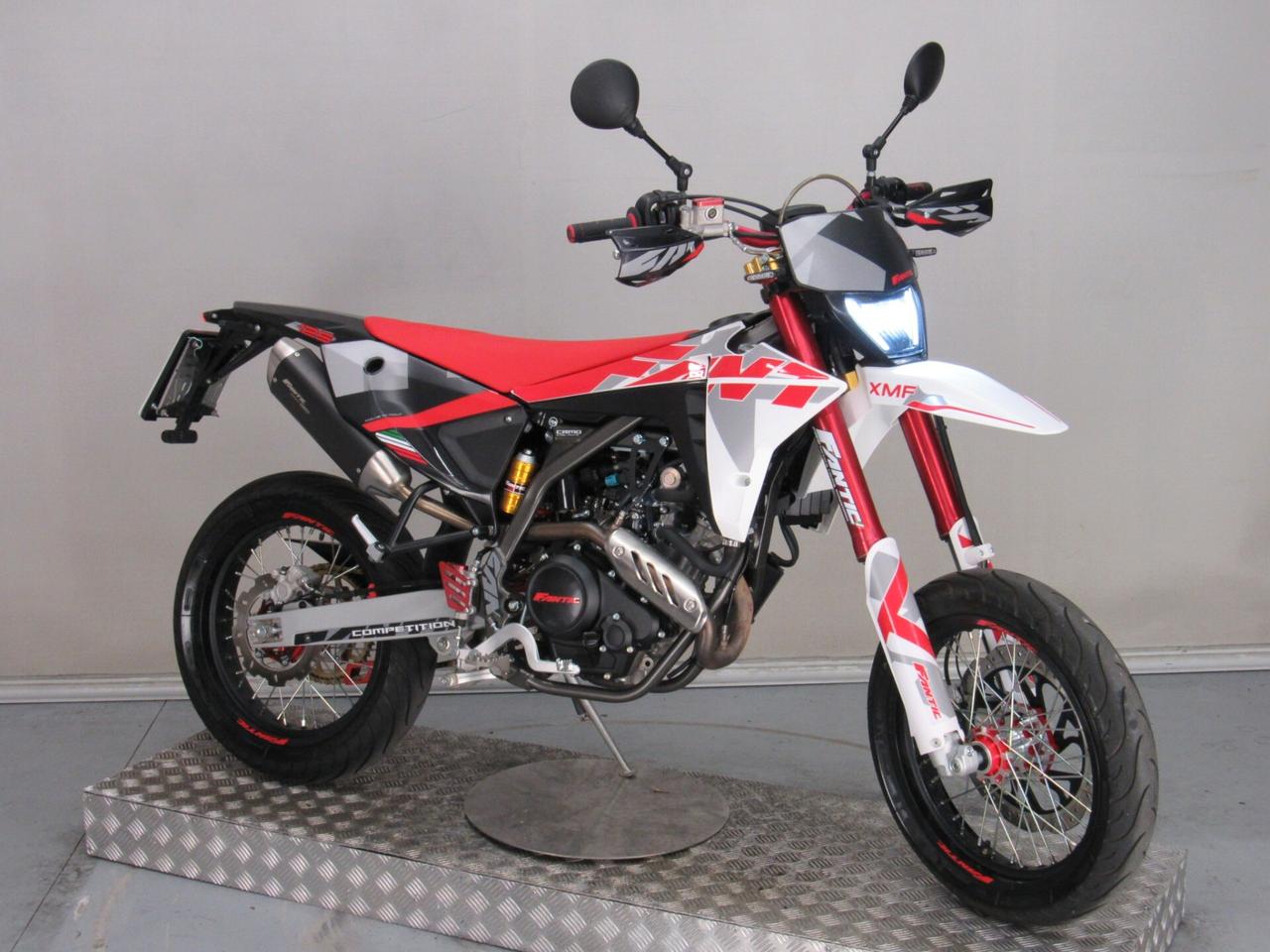 Fantic Motor XMF 125 COMPETITION 11 KW PATENTE A1 E B