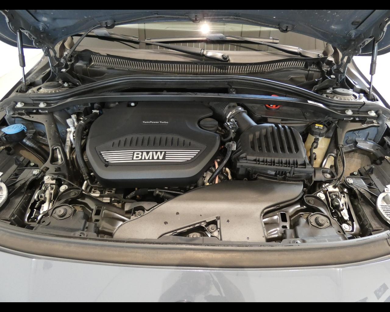 BMW Serie 1 (F40) - 118d 5p. Msport
